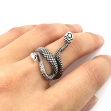 Load image into Gallery viewer, Snake Punk Ring