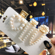 Загрузить изображение в средство просмотра галереи, 3 pieces/set of acrylic imitation pearl hair clips