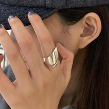 Загрузить изображение в средство просмотра галереи, 925 sterling silver ladies smooth ring