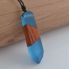 Load image into Gallery viewer, Wood Resin Necklace