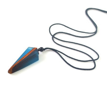 Load image into Gallery viewer, Wood Resin Necklace