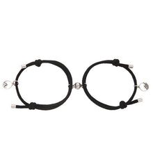 Загрузить изображение в средство просмотра галереи, 2pcs magnets attract each other couple bracelet
