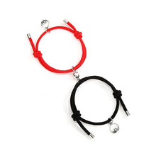 Загрузить изображение в средство просмотра галереи, 2pcs magnets attract each other couple bracelet