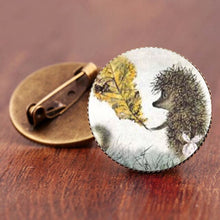Load image into Gallery viewer, Retro hedgehog cute animal pin