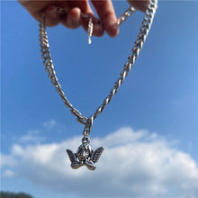 Load image into Gallery viewer, Vintage Gothic Dinosaur Shape Pendant Necklace