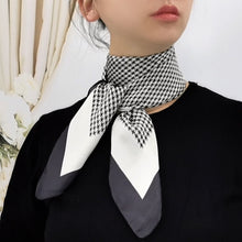 Load image into Gallery viewer, Silk print square scarf