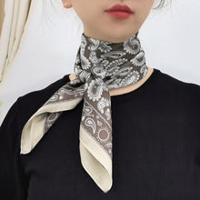 Load image into Gallery viewer, Silk print square scarf