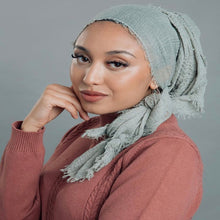 Load image into Gallery viewer, Muslim ruffled headscarf solid color