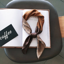 Load image into Gallery viewer, Fashion square print 70*70 cm ladies accessory scarf