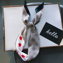 Load image into Gallery viewer, Fashion square print 70*70 cm ladies accessory scarf