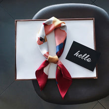 Load image into Gallery viewer, Fashion square print 70*70 cm ladies accessory scarf