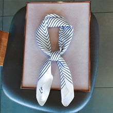 Load image into Gallery viewer, Fashion square print 70*70 cm ladies accessory scarf