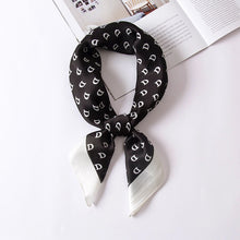 Load image into Gallery viewer, Fashion square print 70*70 cm ladies accessory scarf