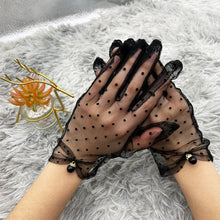 Load image into Gallery viewer, Lace full finger tulle gloves