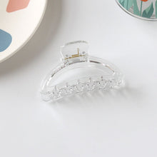 Load image into Gallery viewer, Simple style crab hair accessory