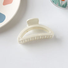 Load image into Gallery viewer, Simple style crab hair accessory