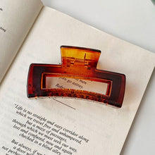 Load image into Gallery viewer, Simple style crab hair accessory