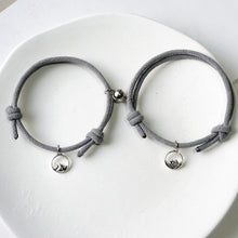 Загрузить изображение в средство просмотра галереи, 2pcs magnets attract each other couple bracelet