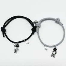 Загрузить изображение в средство просмотра галереи, 2pcs magnets attract each other couple bracelet