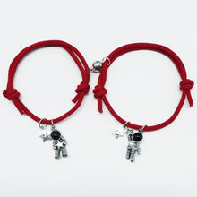Загрузить изображение в средство просмотра галереи, 2pcs magnets attract each other couple bracelet