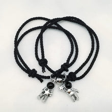 Загрузить изображение в средство просмотра галереи, 2pcs magnets attract each other couple bracelet