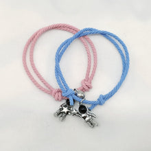 Загрузить изображение в средство просмотра галереи, 2pcs magnets attract each other couple bracelet