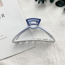 Load image into Gallery viewer, Geometric metal hairpin