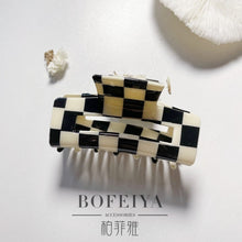 Load image into Gallery viewer, Black and White Plaid Hairpin