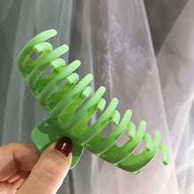 Load image into Gallery viewer, Solid Color Big Hairpin