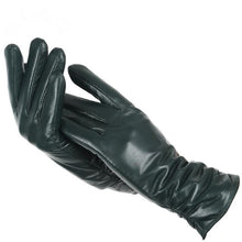 Load image into Gallery viewer, Classic pleated leather gloves
