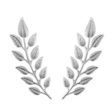 Load image into Gallery viewer, Leaf Elk Wing Palm Brooch
