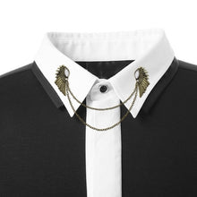 Load image into Gallery viewer, Leaf Elk Wing Palm Brooch

