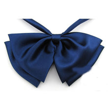 Загрузить изображение в средство просмотра галереи, Solid color silk tie
