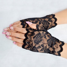 Загрузить изображение в средство просмотра галереи, Sexy lace half finger fishnet gloves
