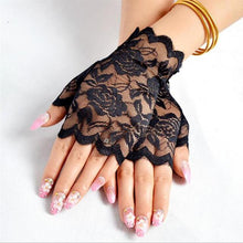 Загрузить изображение в средство просмотра галереи, Sexy lace half finger fishnet gloves
