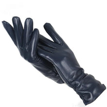 Load image into Gallery viewer, Classic pleated leather gloves
