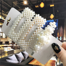 Загрузить изображение в средство просмотра галереи, 3 pieces/set of acrylic imitation pearl hair clips
