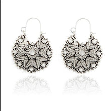 Load image into Gallery viewer, Retro flower metal hoop punk earrings
