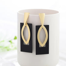 Загрузить изображение в средство просмотра галереи, Geometric long hanging earrings
