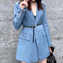 Загрузить изображение в средство просмотра галереи, Black brown belt with fine gold buckle PU leather watch
