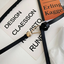 Загрузить изображение в средство просмотра галереи, Black brown belt with fine gold buckle PU leather watch
