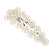 Load image into Gallery viewer, Crystal Pearl Elegant Hairpin
