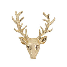 Load image into Gallery viewer, Leaf Elk Wing Palm Brooch
