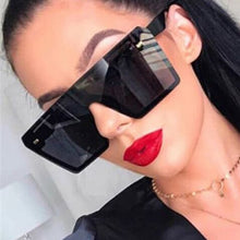 Загрузить изображение в средство просмотра галереи, Oversized square gradient big frame sunglasses
