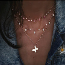 Load image into Gallery viewer, Fashion golden crystal star necklace
