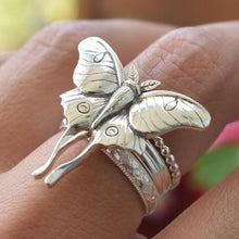 Загрузить изображение в средство просмотра галереи, Vintage butterfly ring
