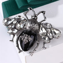 Загрузить изображение в средство просмотра галереи, Insect brooch
