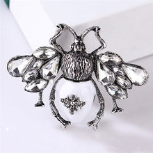Загрузить изображение в средство просмотра галереи, Insect brooch
