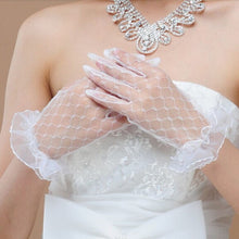 Load image into Gallery viewer, Short lace spotted ruffled full finger gloves
