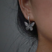 Load image into Gallery viewer, Vintage 90s butterfly earrings
